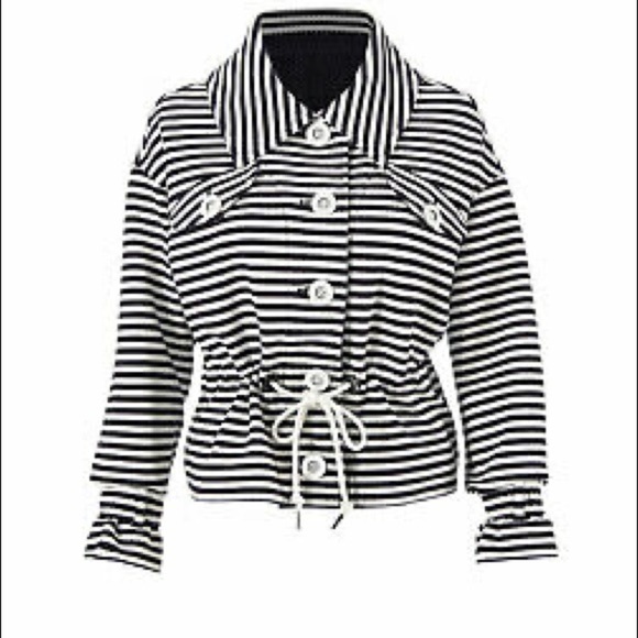 🌸 CAbi 5654 Harbor Jacket Size Large - Picture 1 of 3